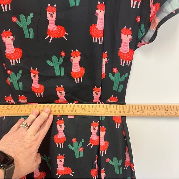 Paper Plane London llama print dress with attached belt size small/medium - Picture 13 of 15